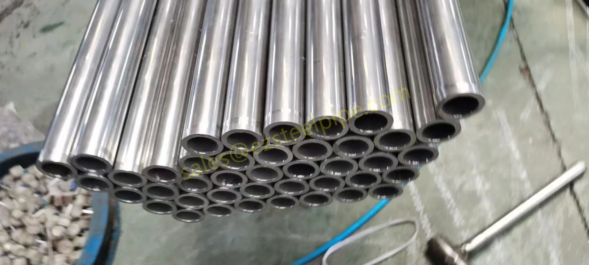 1-25050GA4213L.jpg