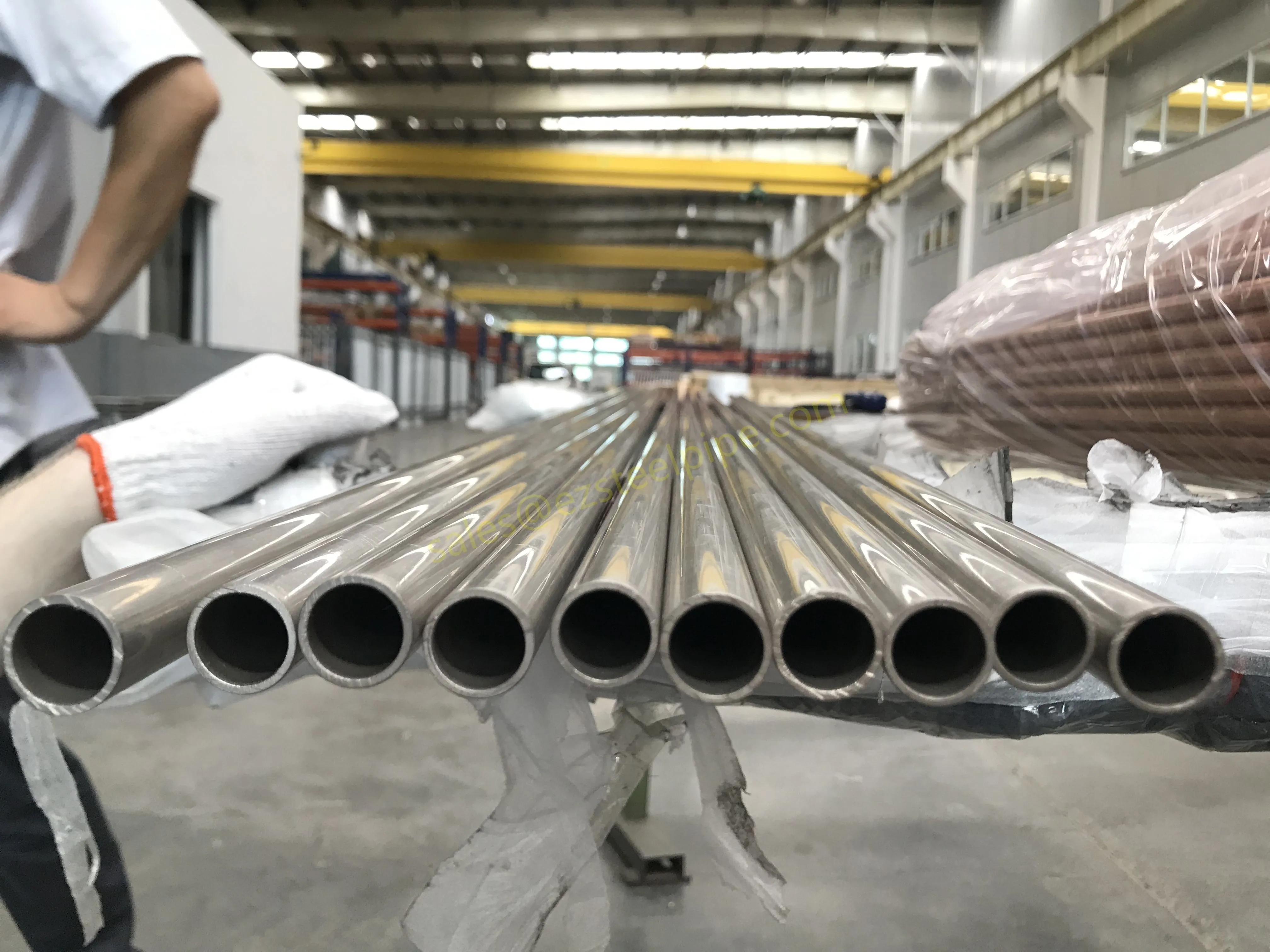 1-25050GJJ2a1.jpg